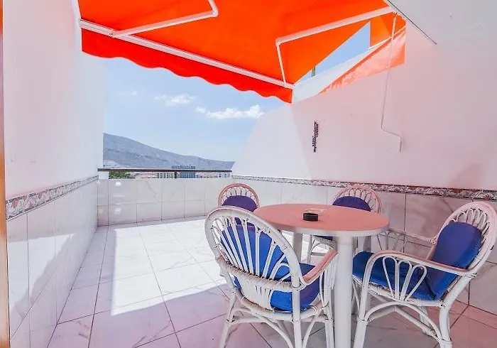 דירה Colina Sea View - Pool & Wifi , Cristianos לוס כריסטיאנוס